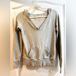Aeropostale fitted pullover with deep V-neck — perfect fall layering look
